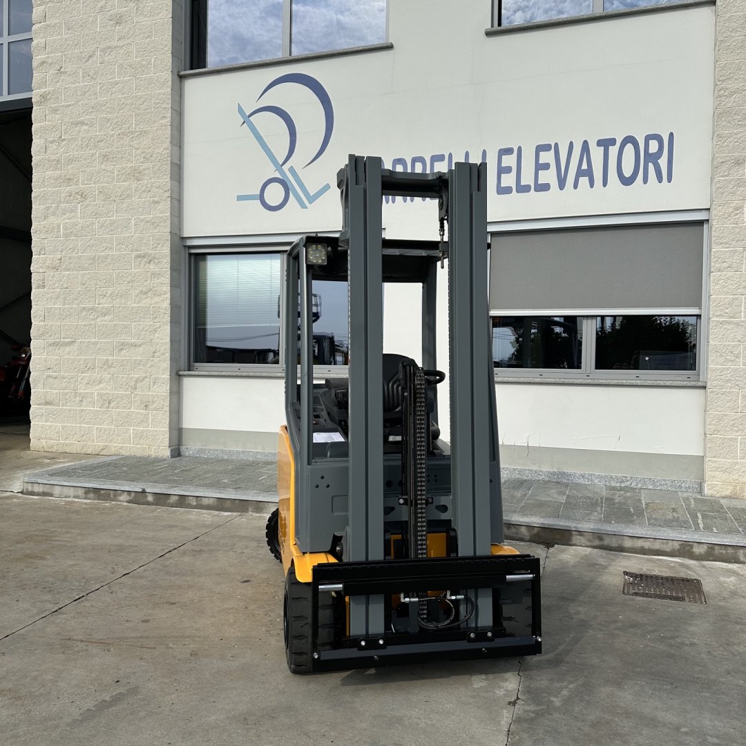 Jungheinrich EFG 320